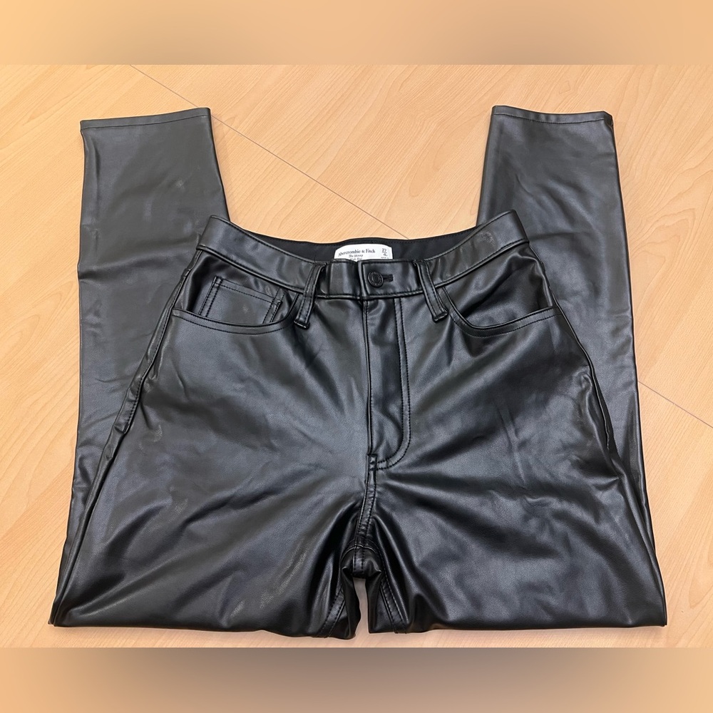 Abercrombie Curve Love High Rise Faux Leather Skinny Pants Black Size 4 Short